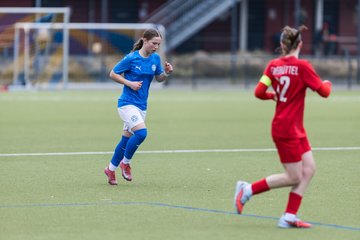 Bild 138 - wCJ Eimsbuettler TV - Holstein Kiel : Ergebnis: 0:1